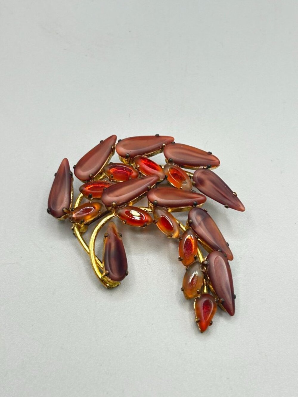 Vintage Unsigned AUSTRIA Pin Brooch Ombre Glass Rhinestones Fall Foliage Design - Picture 7 of 9